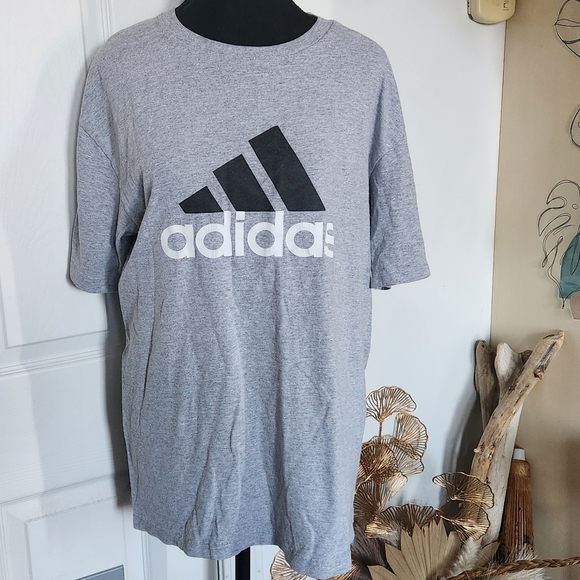 Vintage adidas graphic shirt large - Picture 7 of 7